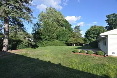 4 Blackstone St, Peabody, MA 01960 - Photo 6