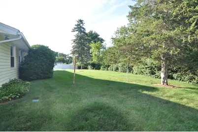 4 Blackstone St, Peabody, MA 01960 - Photo 14