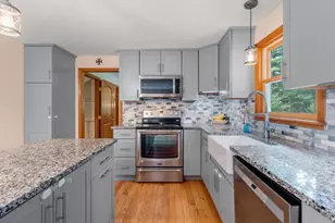 202 Franklin St, Halifax, MA 02338 - Photo 10