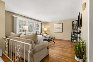 133 Mill St, Burlington, MA 01803 - Photo 4