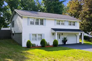 133 Mill St, Burlington, MA 01803 - Photo 2