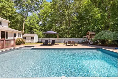 14 Mallard Dr, Sharon, MA 02067 - Photo 6