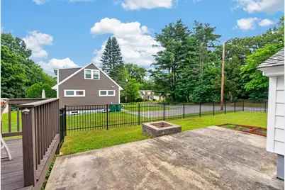 93 York Ave, Fitchburg, MA 01420 - Photo 16