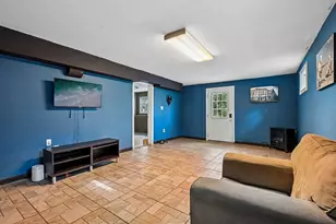 12 Barnard Rd, Lawrence, MA 01843 - Photo 10