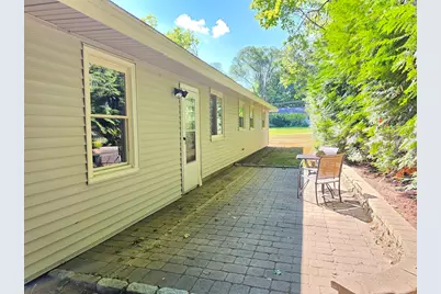 41 Anderson Rd, Framingham, MA 01701 - Photo 4