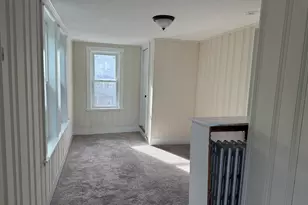 11 Avon St, Everett, MA 02149 - Photo 8