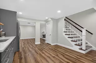 8 Sterling Ct, Northborough, MA 01532 - Photo 26