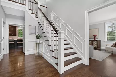 8 Sterling Ct., Northborough, MA 01532 - Photo 2