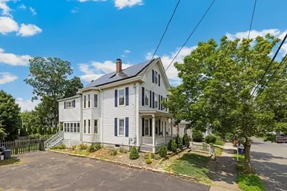 40-42 Bancroft #2, Reading, MA 01867 - Photo 2