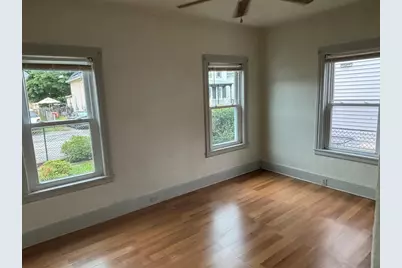 31 Woodward St, Worcester, MA 01610 - Photo 18