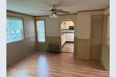 31 Woodward St, Worcester, MA 01610 - Photo 8