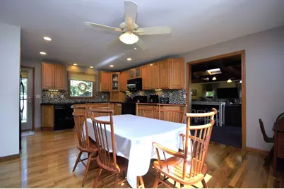 32 Brenda Ave, East Bridgewater, MA 02333 - Photo 6