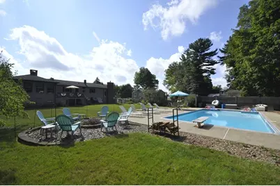 32 Brenda Ave, East Bridgewater, MA 02333 - Photo 2