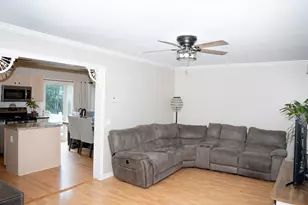512 Prescott St, New Bedford, MA 02746 - Photo 10