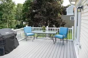 512 Prescott St, New Bedford, MA 02746 - Photo 6