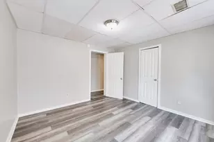 468 Liberty St, Springfield, MA 01104 - Photo 6