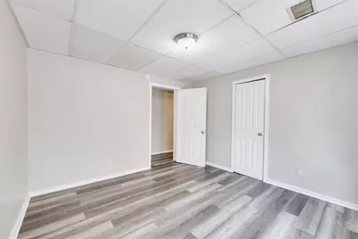 468 Liberty Street #4R, Springfield, MA 01104 - Photo 6