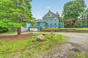 35 Leominster Rd, Lunenburg, MA 01462 - Photo 4