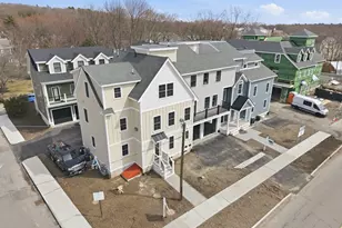 11 Washington St, Ipswich, MA 01938 - Photo 2