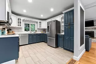55 Old Ferry Rd, Haverhill, MA 01830 - Photo 14