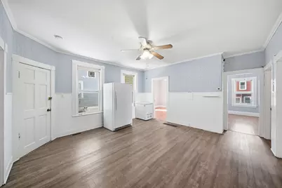 125 Gershom Ave, Lowell, MA 01854 - Photo 4