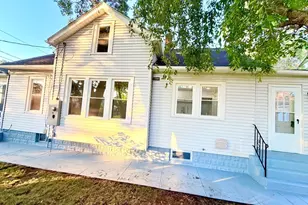 11 Thornfell St, Springfield, MA 01104 - Photo 2