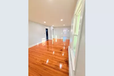 11 Thornfell St, Springfield, MA 01104 - Photo 12