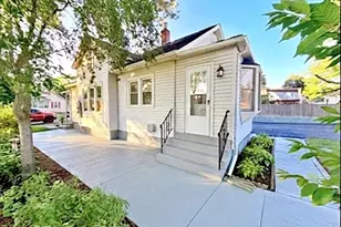 11 Thornfell St, Springfield, MA 01104 - Photo 1