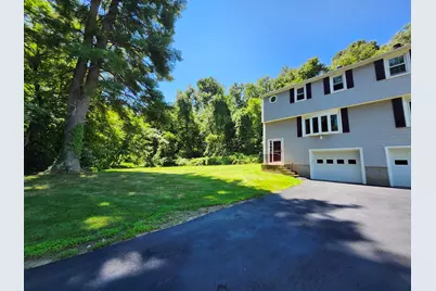 10 Concord Rd #10, Millbury, MA 01527 - Photo 2