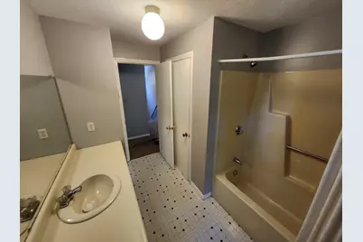 10 Concord Rd #10, Millbury, MA 01527 - Photo 24