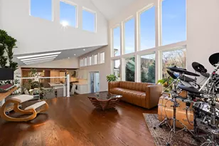 27 Broad Cove Rd, Hingham, MA 02043 - Photo 2