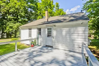 40 Hadley St, South Hadley, MA 01075 - Photo 4