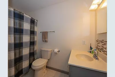 82 Valmor St, Worcester, MA 01604 - Photo 14