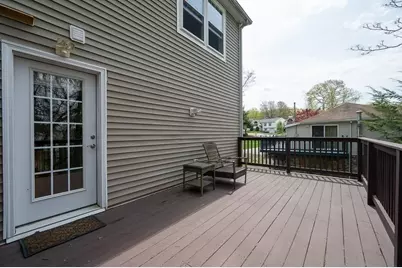82 Valmor St, Worcester, MA 01604 - Photo 12