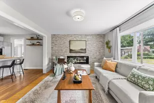 19 W Sigourney St, Lynn, MA 01905 - Photo 4