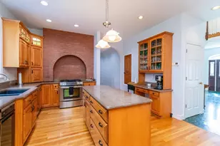 25 Windsor Dr, Foxboro, MA 02035 - Photo 8