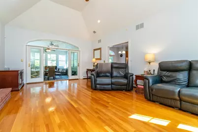 25 Windsor Dr, Foxboro, MA 02035 - Photo 16