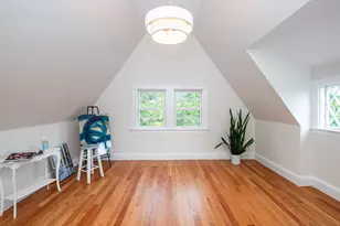 20 Hillside Ave, Medford, MA 02155 - Photo 32