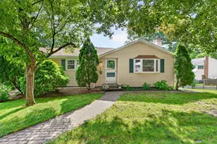 38 Paulson Dr, Burlington, MA 01803 - Photo 1