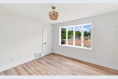 101 Smith Ave, East Longmeadow, MA 01028 - Photo 18