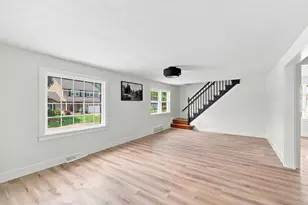 101 Smith Ave, East Longmeadow, MA 01028 - Photo 6