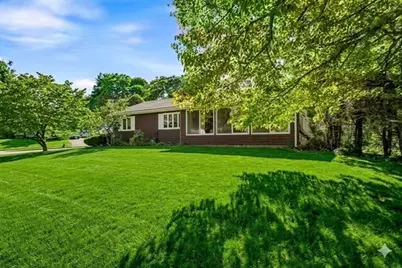 69 Maynard St, Newton, MA 02465 - Photo 4
