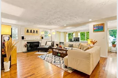 69 Maynard St, Newton, MA 02465 - Photo 12