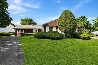 69 Maynard St, Newton, MA 02465 - Photo 2