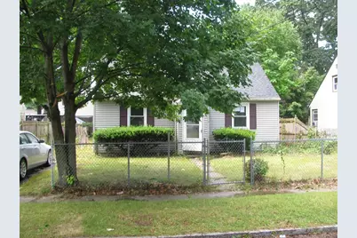 86 Pheland St, Springfield, MA 01109 - Photo 2