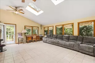 18 Constitution Dr, Plymouth, MA 02360 - Photo 8