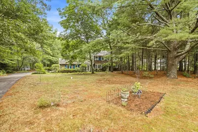 18 Constitution Dr, Plymouth, MA 02360 - Photo 34