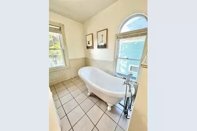 34 Rotch St, New Bedford, MA 02717 - Photo 30