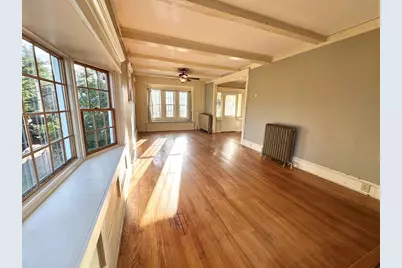 34 Rotch St, New Bedford, MA 02717 - Photo 16