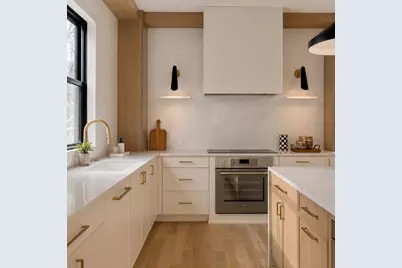21 South Waverly #21, Boston, MA 02135 - Photo 4